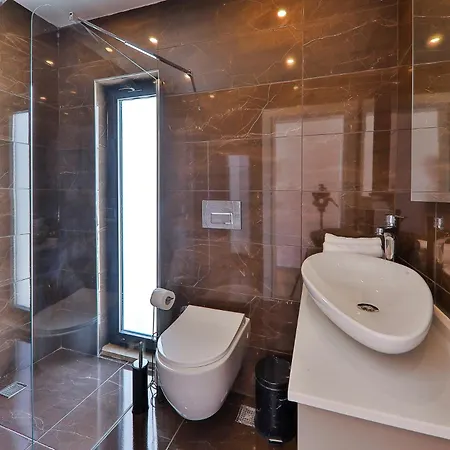 Eco Merchant Villa